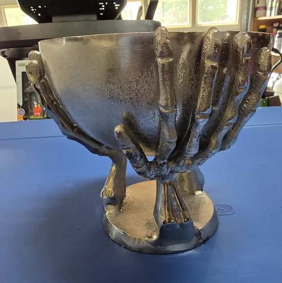 Silver Skeleton Hand Bowl - Picture 4 of 4